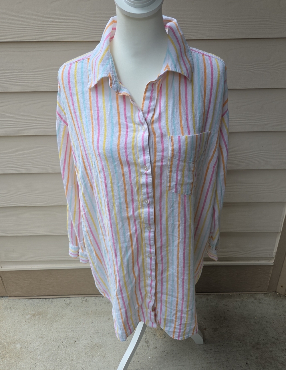 White Pastel Striped Button-Front Shirt – Women’s Size 1X